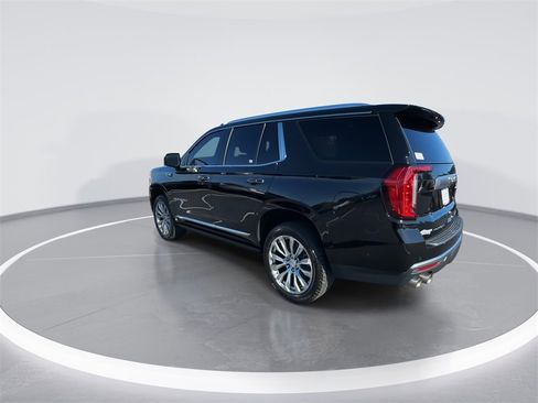 Used 2024 GMC Yukon Denali w/ Denali Reserve Package image 6