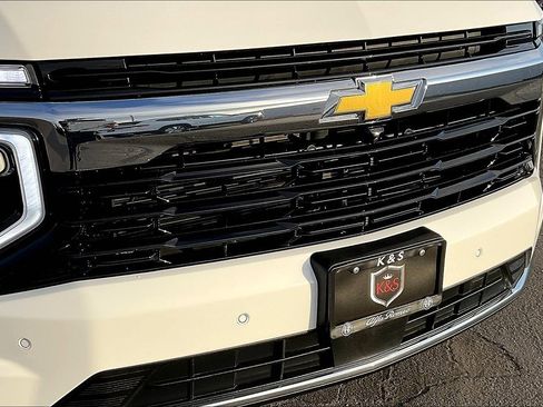 Used 2025 Chevrolet Tahoe LS image 26