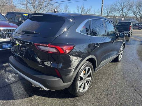 Used 2024 Ford Escape Platinum image 8