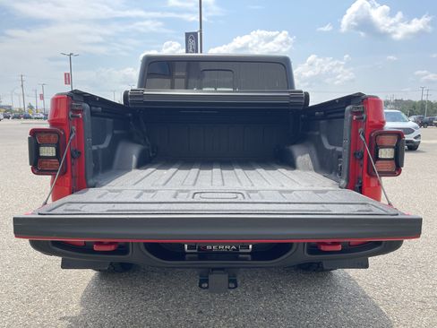 Used 2020 Jeep Gladiator Rubicon AWD/4WD image 9