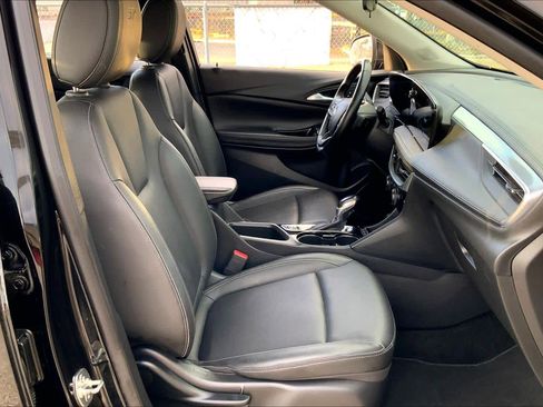 Certified 2024 Buick Encore GX Sport Touring image 17