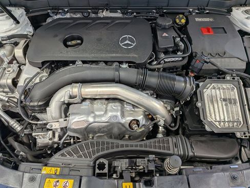 Used 2026 Mercedes-Benz GLB 250 image 23