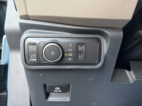 Used 2022 Ford Bronco Wildtrak image 24