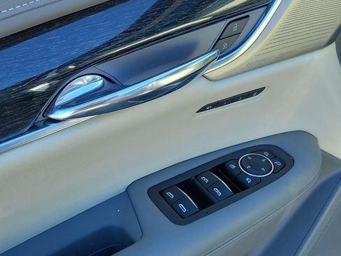 Used 2020 Cadillac XT6 Premium Luxury image 25