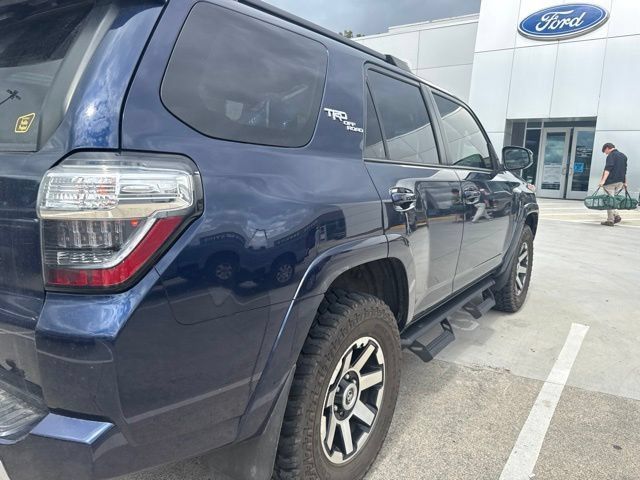 Used 2021 Toyota 4Runner TRD Off-Road AWD/4WD image 17
