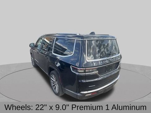 Used 2022 Jeep Grand Wagoneer Series II AWD/4WD image 9