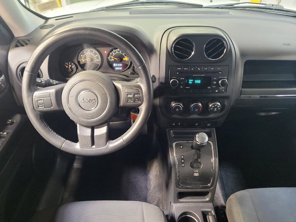 Used 2015 Jeep Patriot Latitude w/ All Weather Capability Group AWD/4WD image 22