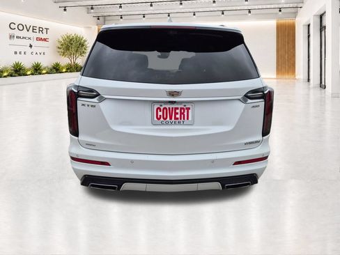 Used 2023 Cadillac XT6 Sport w/ Technology Package AWD/4WD image 12