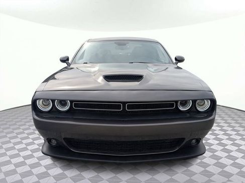 Used 2022 Dodge Challenger GT image 8