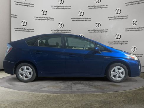 Used 2011 Toyota Prius Two image 6