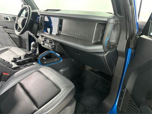 Used 2024 Ford Bronco Black Diamond image 28