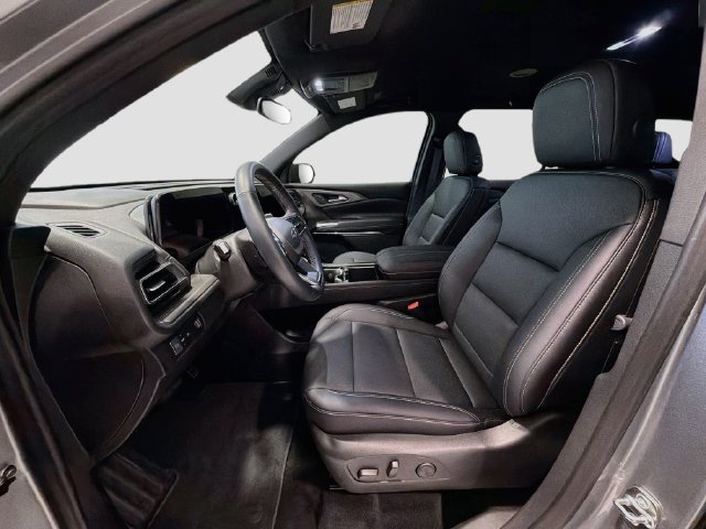 Certified 2026 Chevrolet Traverse LT w/ Midnight/Sport Edition FWD image 19