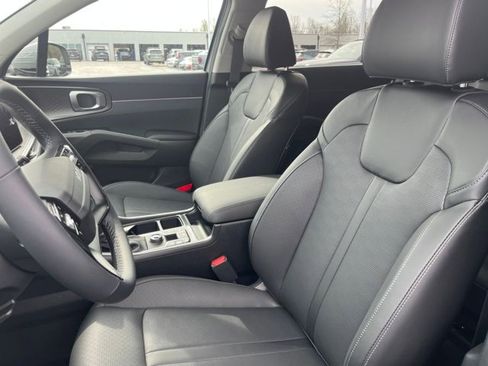 New 2026 Kia Sorento S image 15