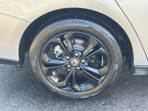 Used 2025 Honda Accord SE image 13