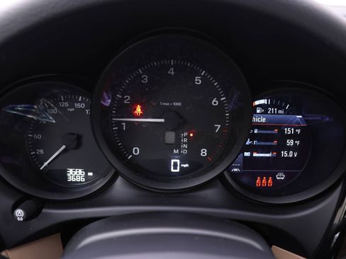 Used 2026 Porsche Macan AWD/4WD image 13