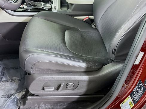 Used 2024 Kia Carnival SX Prestige image 26