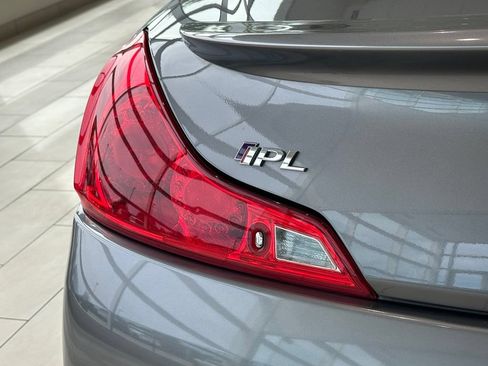 Used 2011 INFINITI G37 IPL RWD image 16
