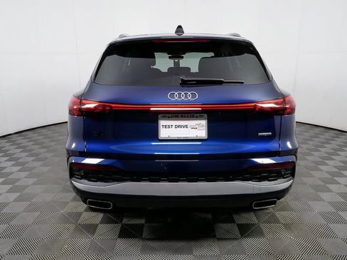 New 2025 Audi Q5 Premium image 29
