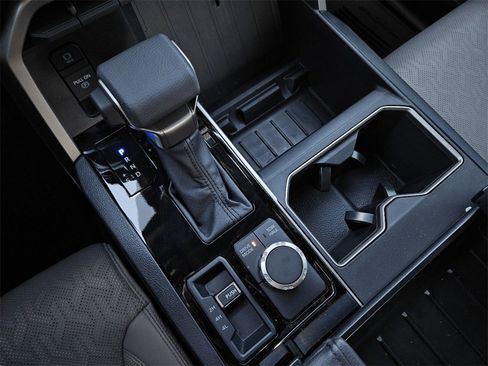 New 2025 Toyota Tundra SR5 w/ Blackout Package (GST) image 17