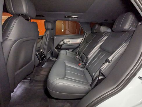 New 2025 Land Rover Range Rover Sport Dynamic SE image 16