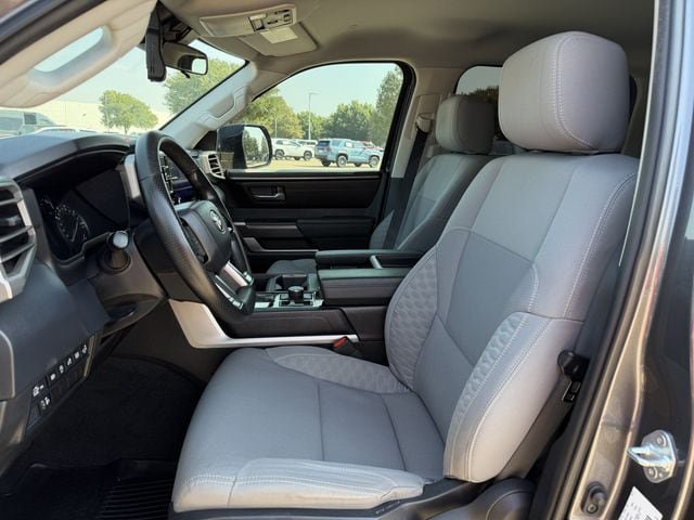 Used 2023 Toyota Tundra SR5 w/ SR5 Convenience Package AWD/4WD image 22