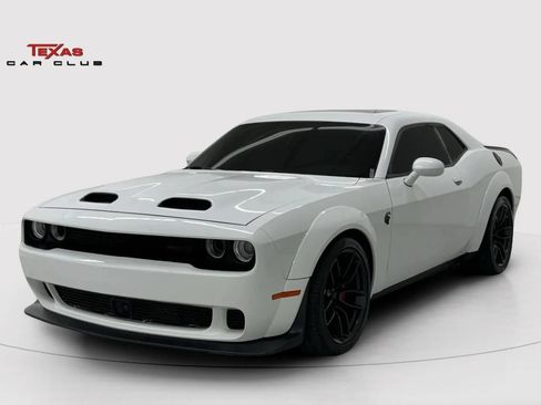 Used 2023 Dodge Challenger SRT Hellcat RWD image 3