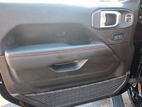 Certified 2024 Jeep Wrangler Unlimited Rubicon 392 image 11