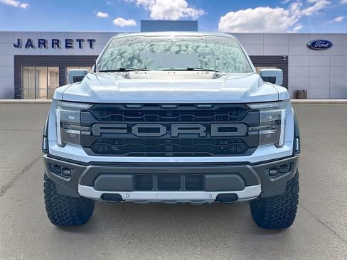 Used 2025 Ford F150 Raptor AWD/4WD image 2