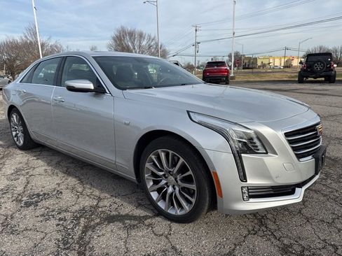 Used 2018 Cadillac CT6 Luxury image 7