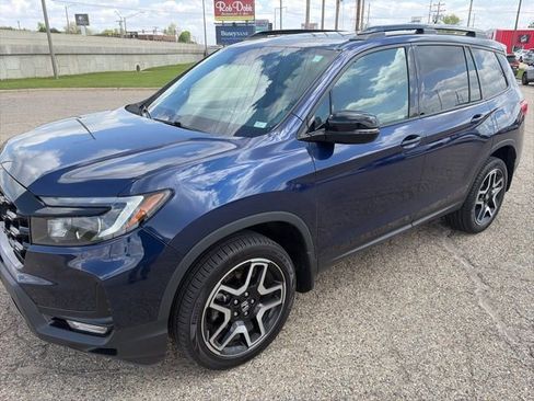 Used 2023 Honda Passport Elite image 3
