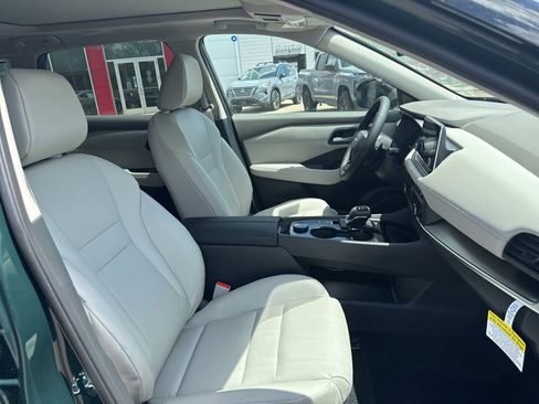 New 2026 Nissan Rogue SV AWD/4WD image 25