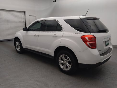 Used 2017 Chevrolet Equinox LS FWD image 3