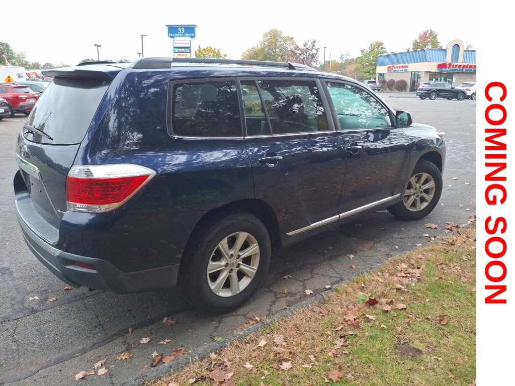 Used 2011 Toyota Highlander 4WD w/ Tech Pkg image 5