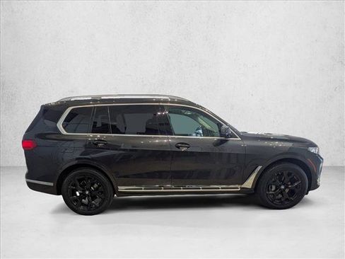 Used 2021 BMW X7 xDrive40i w/ Premium Package image 4