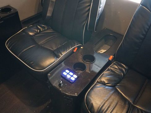 Used 2014 Mercedes-Benz Sprinter 2500 image 86