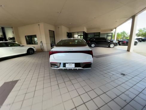 Used 2025 Kia K5 LXS image 16