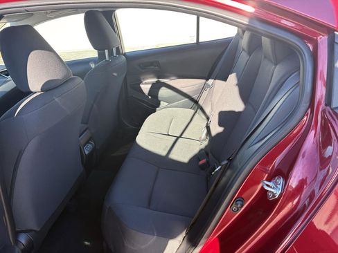 Used 2025 Toyota Corolla LE image 13