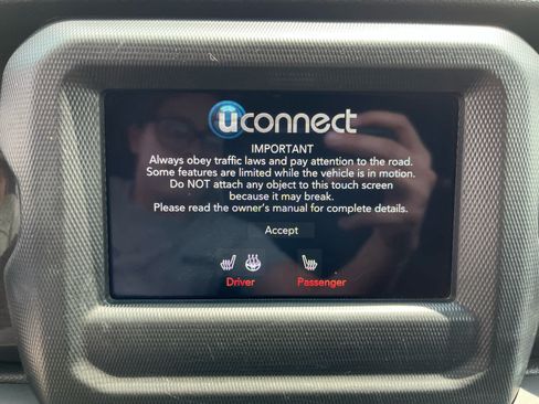 Used 2019 Jeep Wrangler Unlimited Sport AWD/4WD image 15