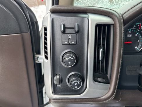 Used 2017 GMC Sierra 1500 SLT w/ SLT Premium Package image 31