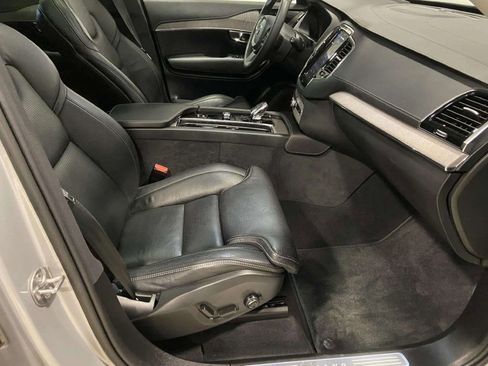Used 2023 Volvo XC90 B6 Ultimate image 29