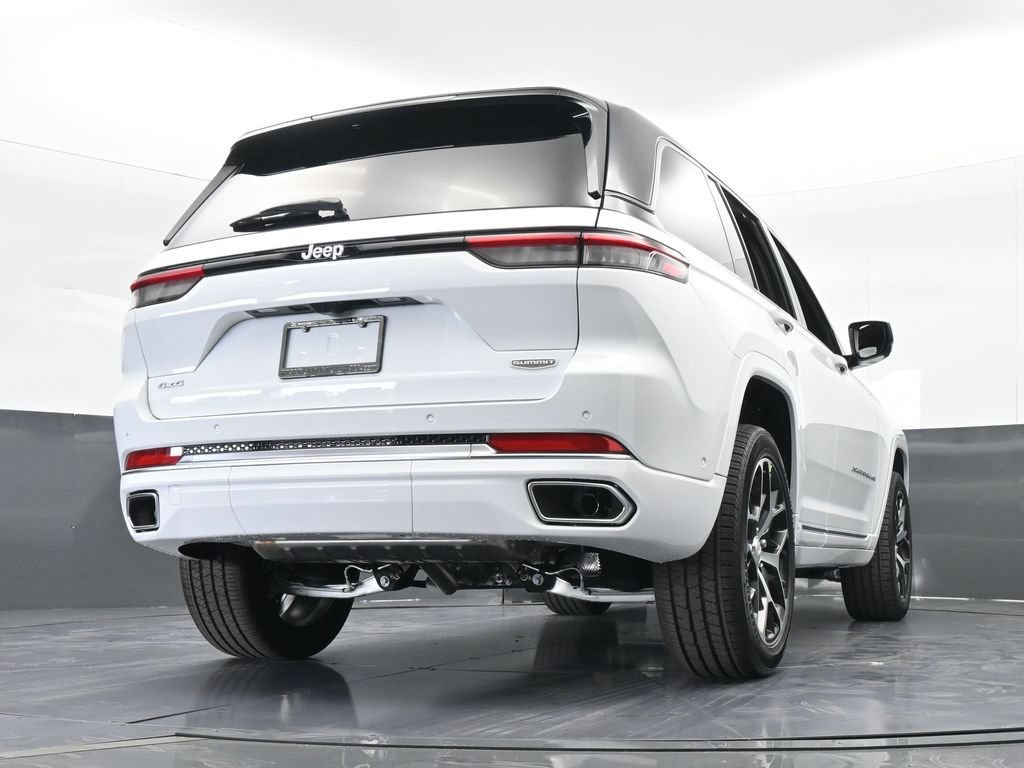 New 2025 Jeep Grand Cherokee Summit AWD/4WD image 65