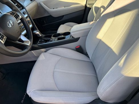 Used 2018 Hyundai Sonata SE image 10