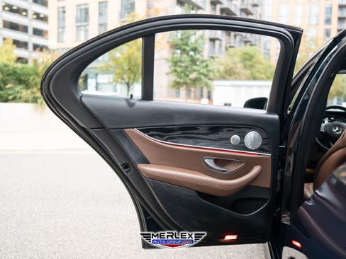 Used 2017 Mercedes-Benz E 300 image 42