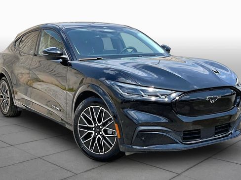 Used 2024 Ford Mustang Mach-E Premium AWD/4WD image 4
