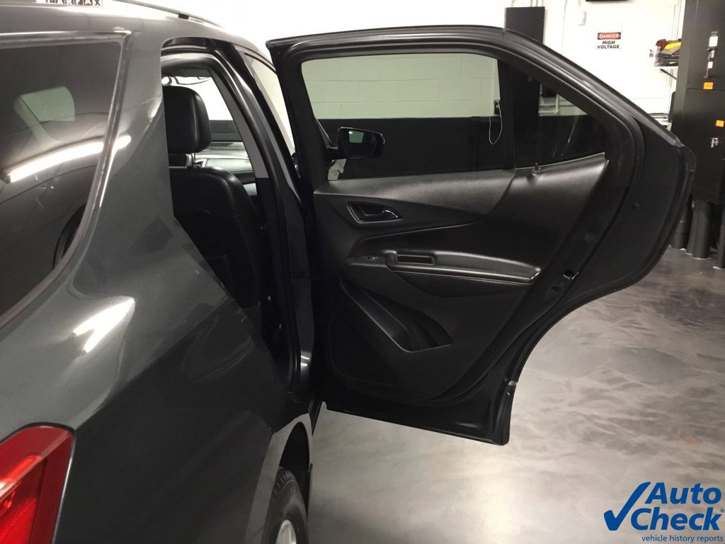 Used 2018 Chevrolet Equinox Premier w/ Infotainment II Package AWD/4WD image 33