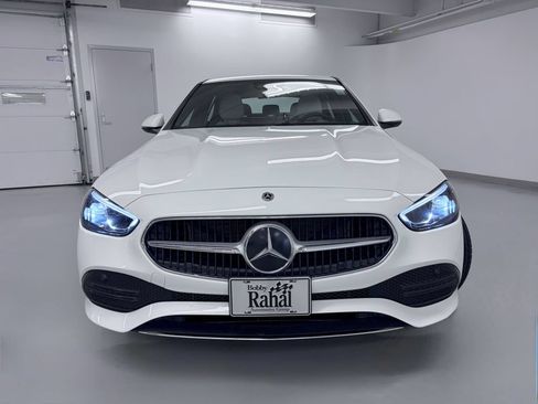 Used 2025 Mercedes-Benz C 300 4MATIC Sedan image 4