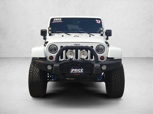 Used 2013 Jeep Wrangler Unlimited Sahara AWD/4WD image 2