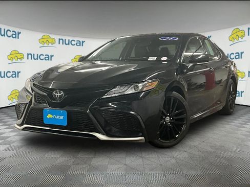 Used 2024 Toyota Camry XSE image 3