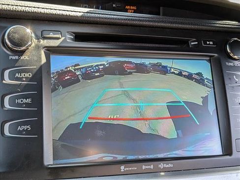 Used 2017 Toyota Highlander XLE w/ Carpet Mat Package AWD/4WD image 14