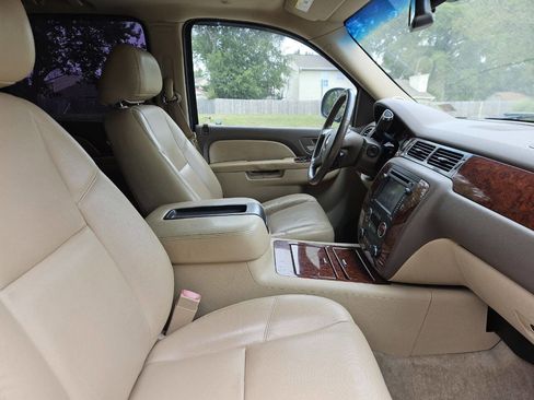 Used 2013 Chevrolet Tahoe LTZ AWD/4WD image 20